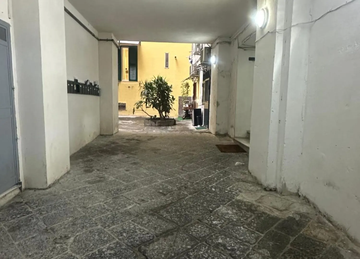 Civico Storico Apartment Naples