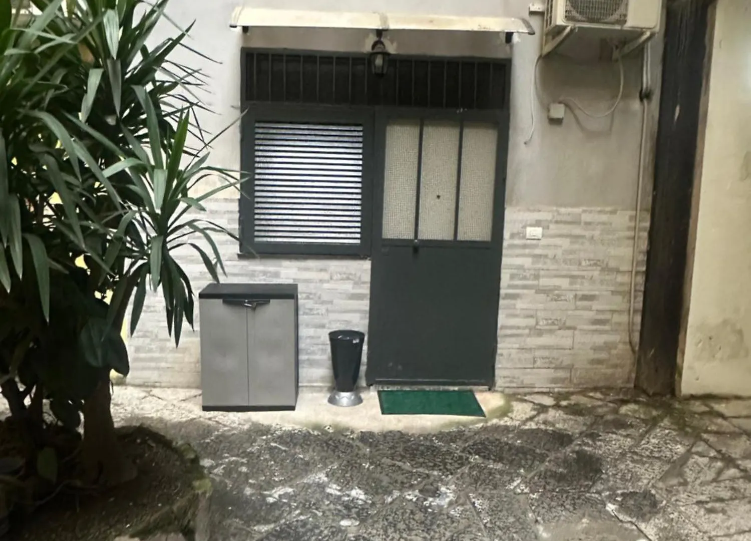 Civico Storico Apartment Naples